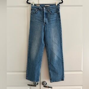 Levi’s Ribcage Straight Ankle